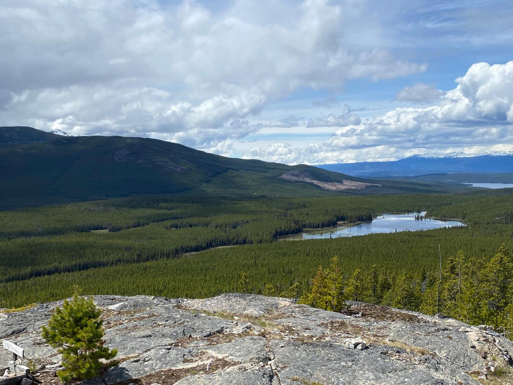 Red Cariboo Resort Anahim Lake Экстерьер фото
