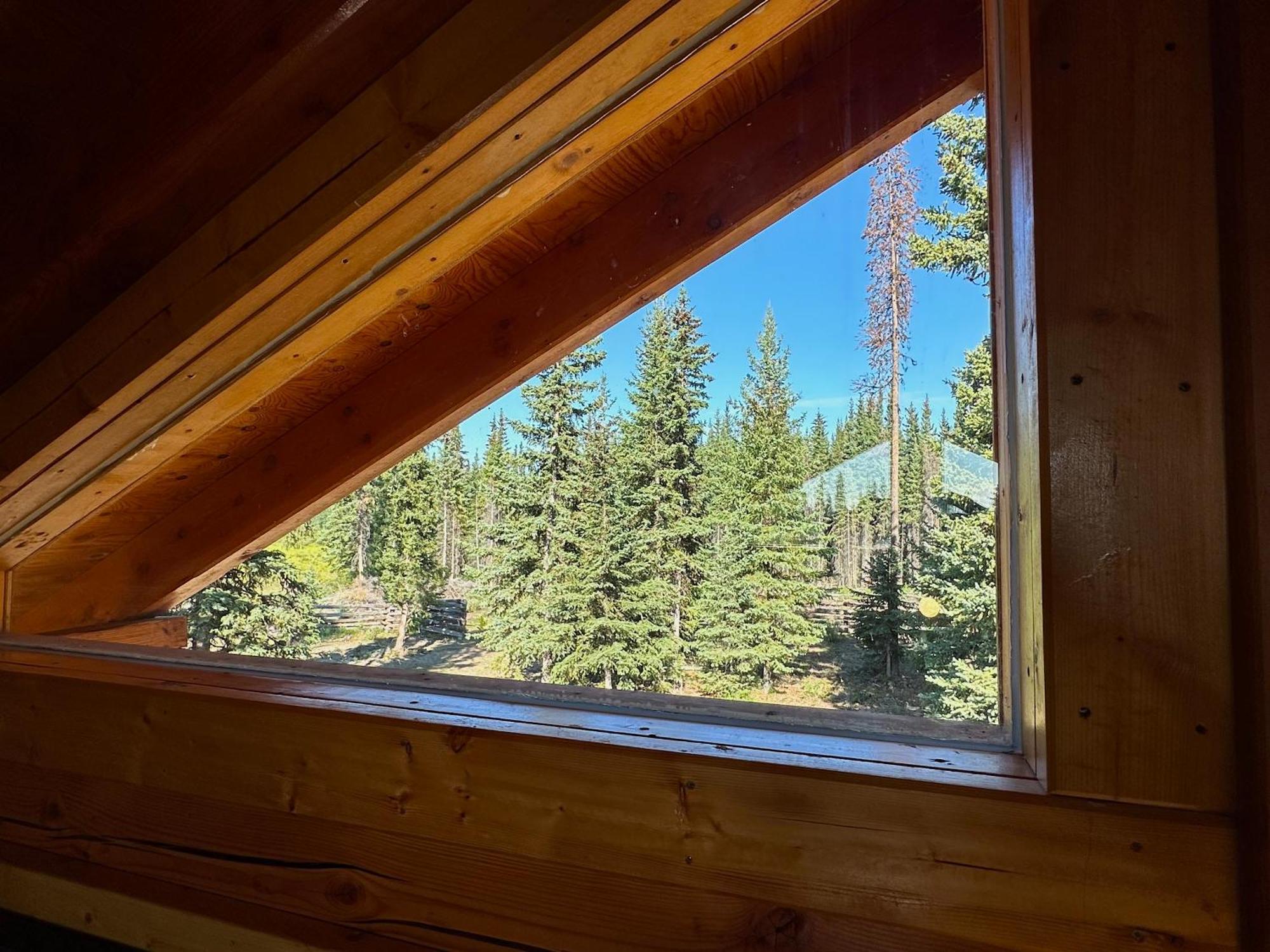 Red Cariboo Resort Anahim Lake Экстерьер фото