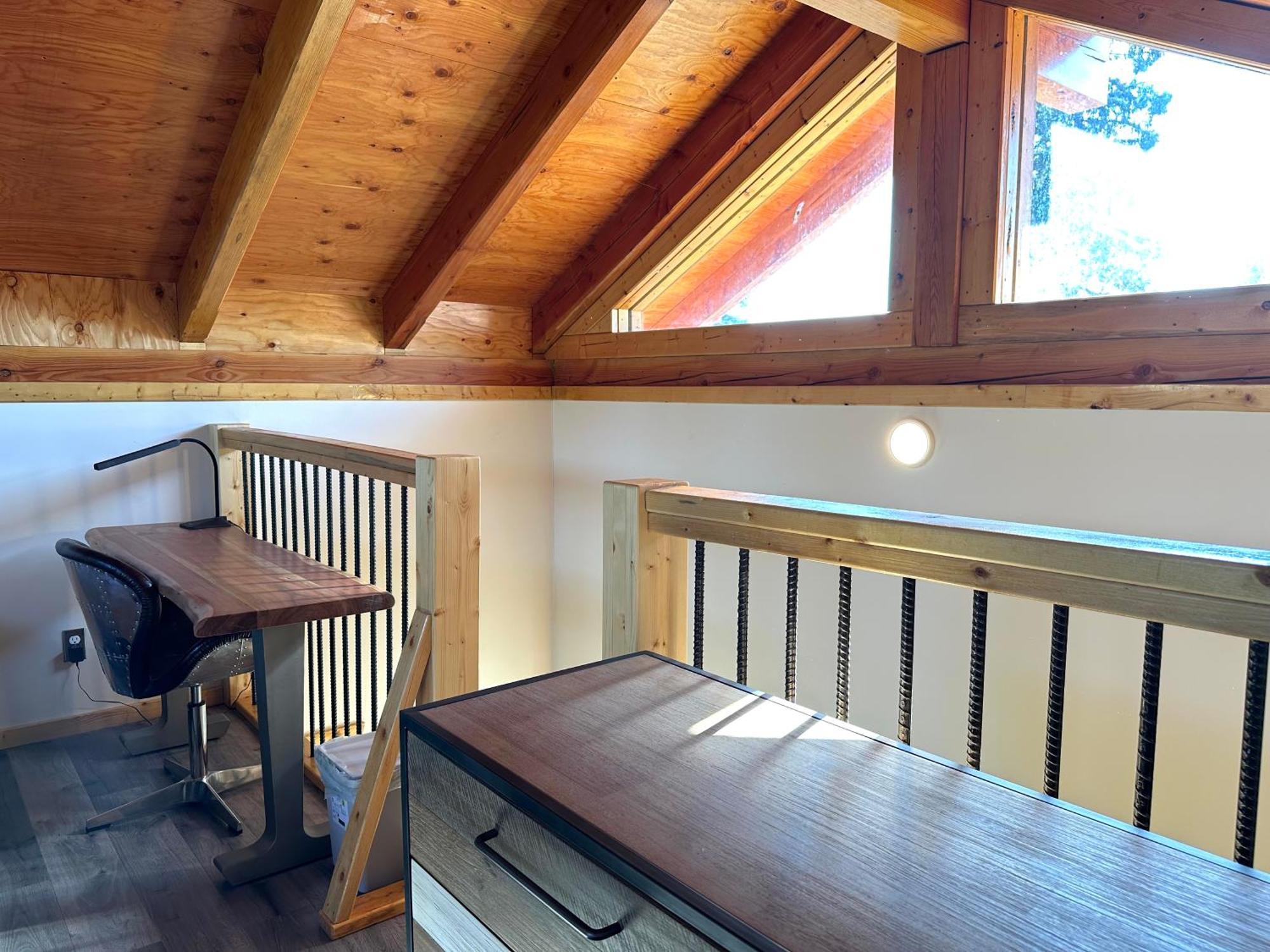 Red Cariboo Resort Anahim Lake Экстерьер фото