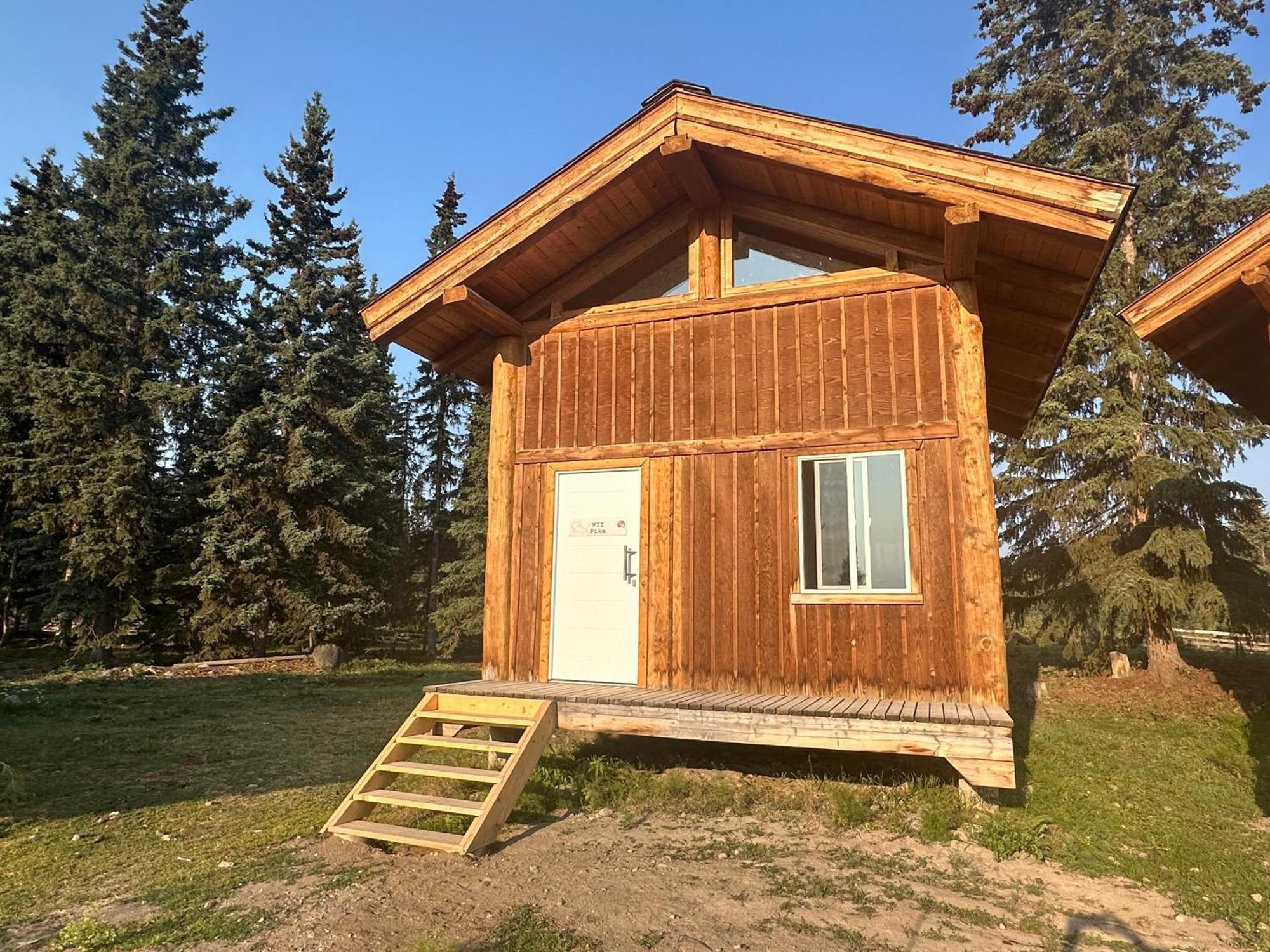 Red Cariboo Resort Anahim Lake Экстерьер фото
